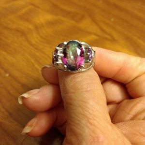 Ladies ring